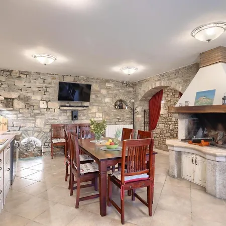 Pietro Apartment Motovun